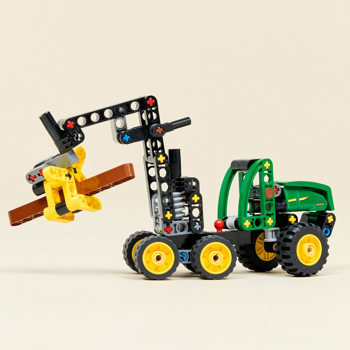LEGO Technic: John Deere 1470H Wheeled Harvester