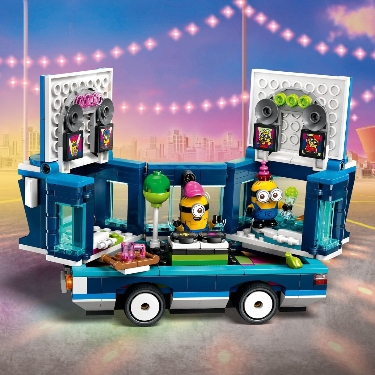 LEGO® Despicable Me: Minions Music Party Bus