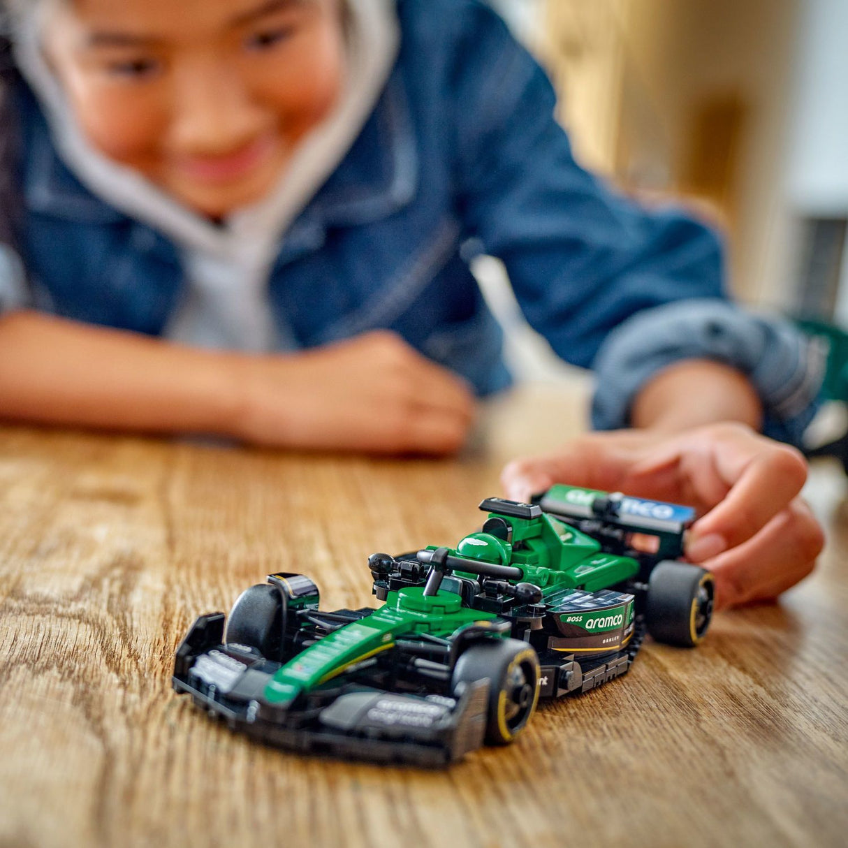 LEGO Speed Champions: Aston Martin Aramco F1® AMR24 Race Car