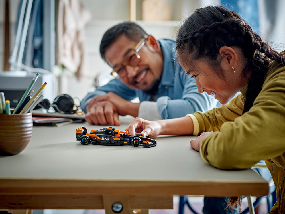 LEGO Speed Champions McLaren F1 Team MCL38