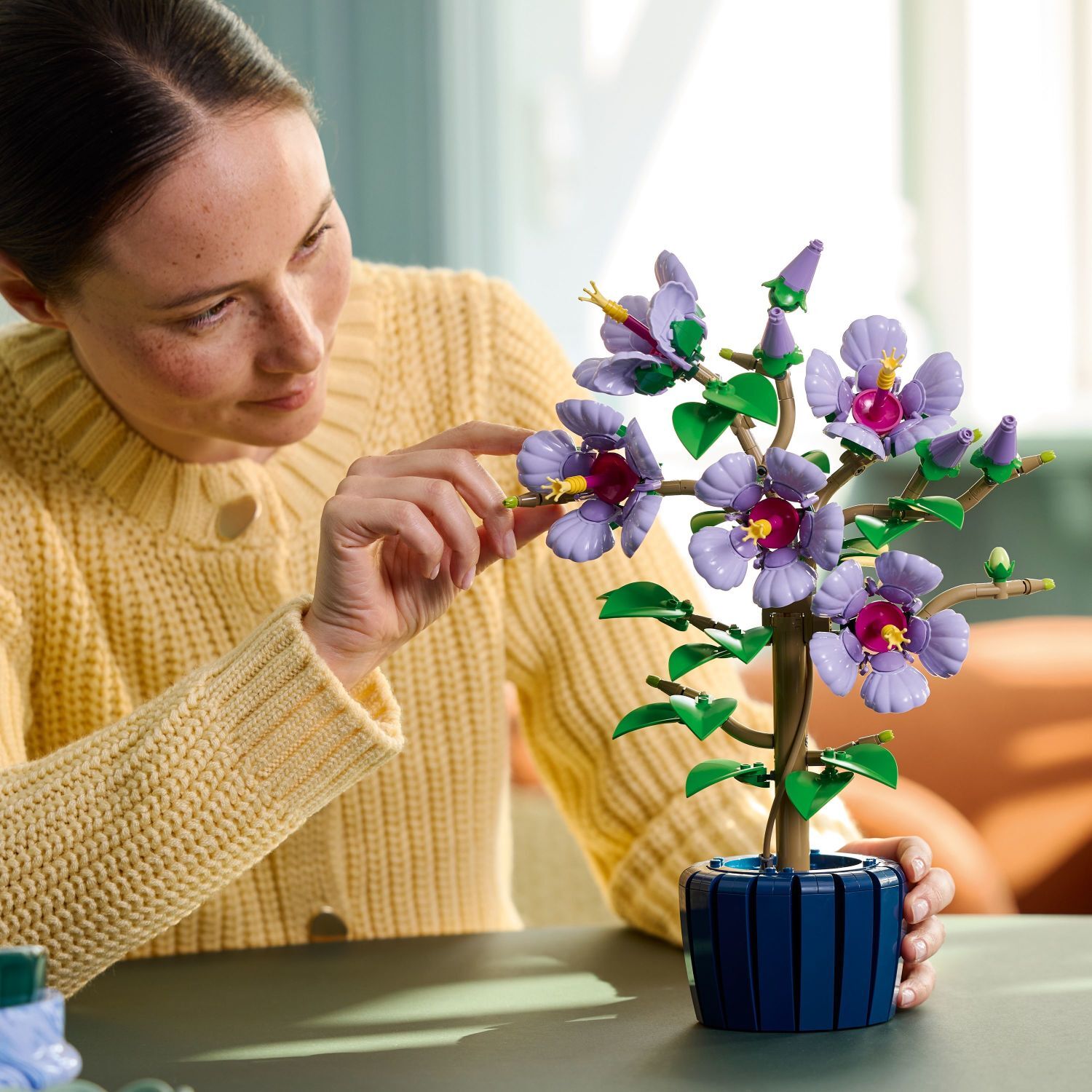 LEGO Botanicals: Hibiscus – Geppetto's Toys