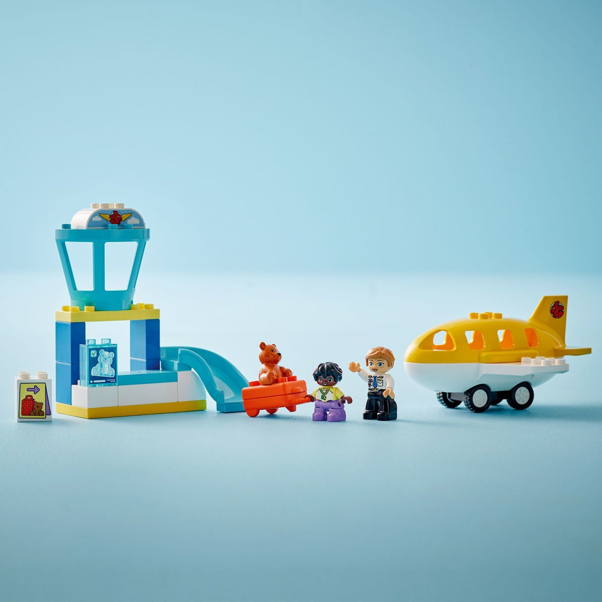 LEGO DUPLO: First Time at the Airport