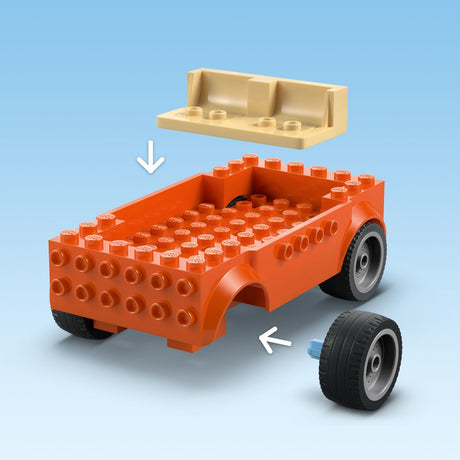 LEGO Bluey: Bluey's Beach & Family Car Trip