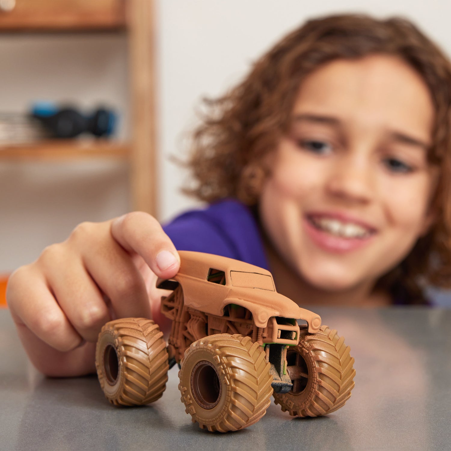 Monster Jam , Mystery Mudders, Official Die-Cast Monster Truck 1