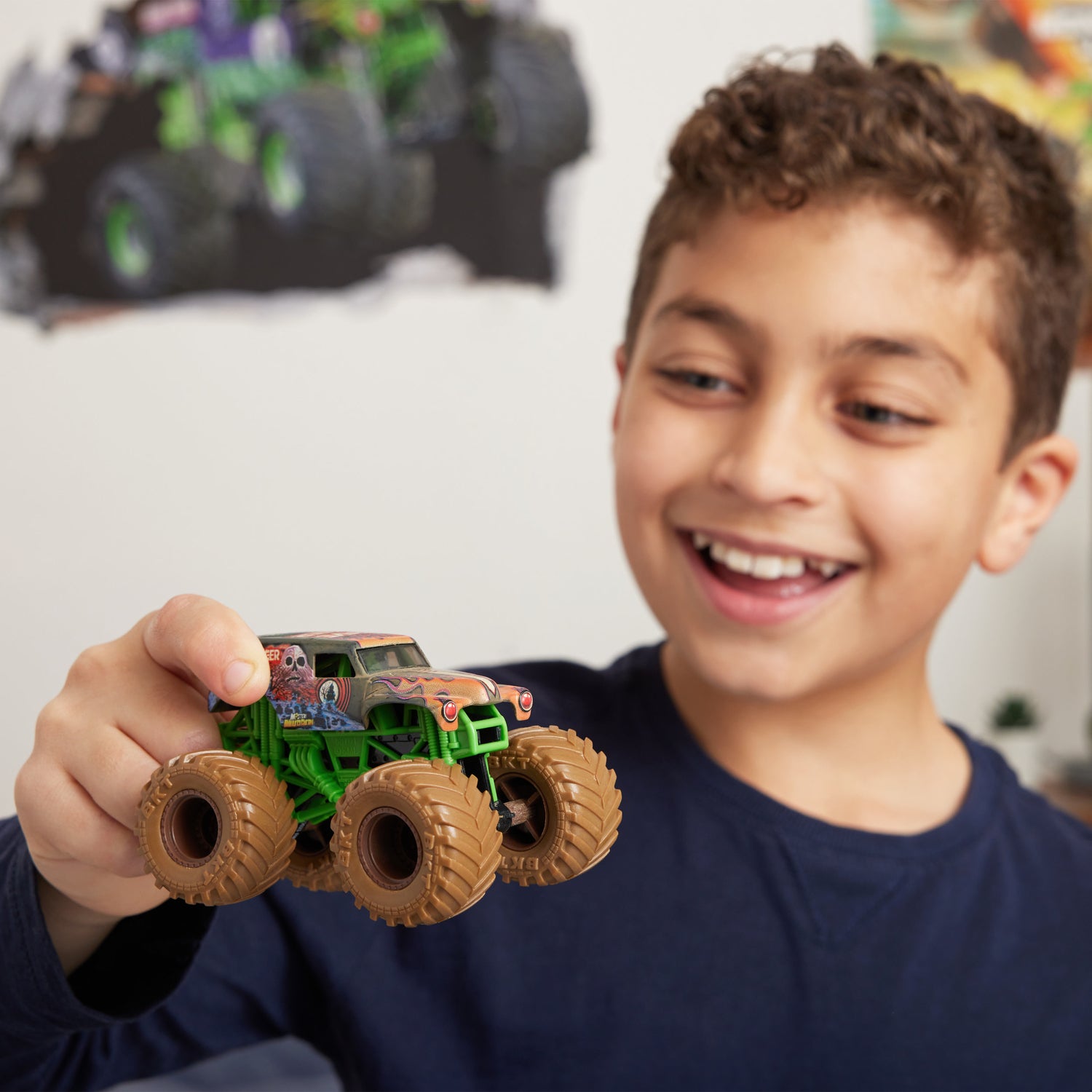 Monster Jam , Mystery Mudders, Official Die-Cast Monster Truck 1